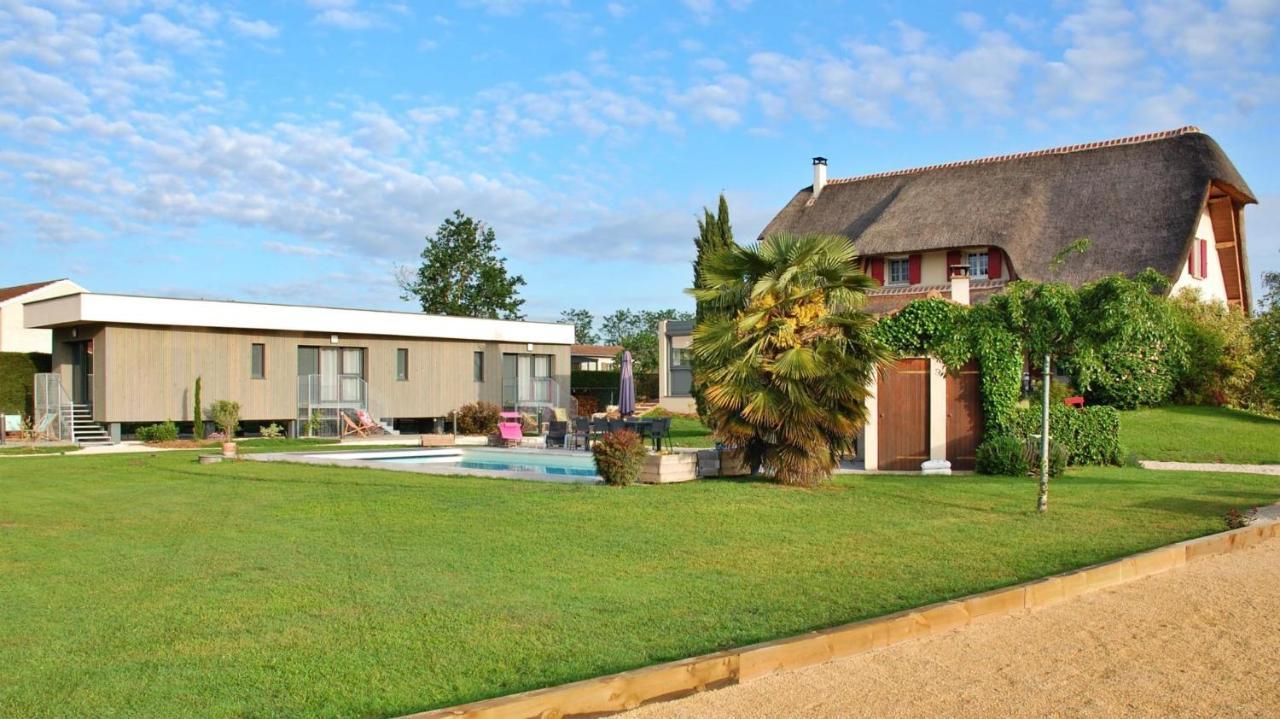 Bed and Breakfast La Cle Des Chaumes Boisset-les-Montrond Екстер'єр фото