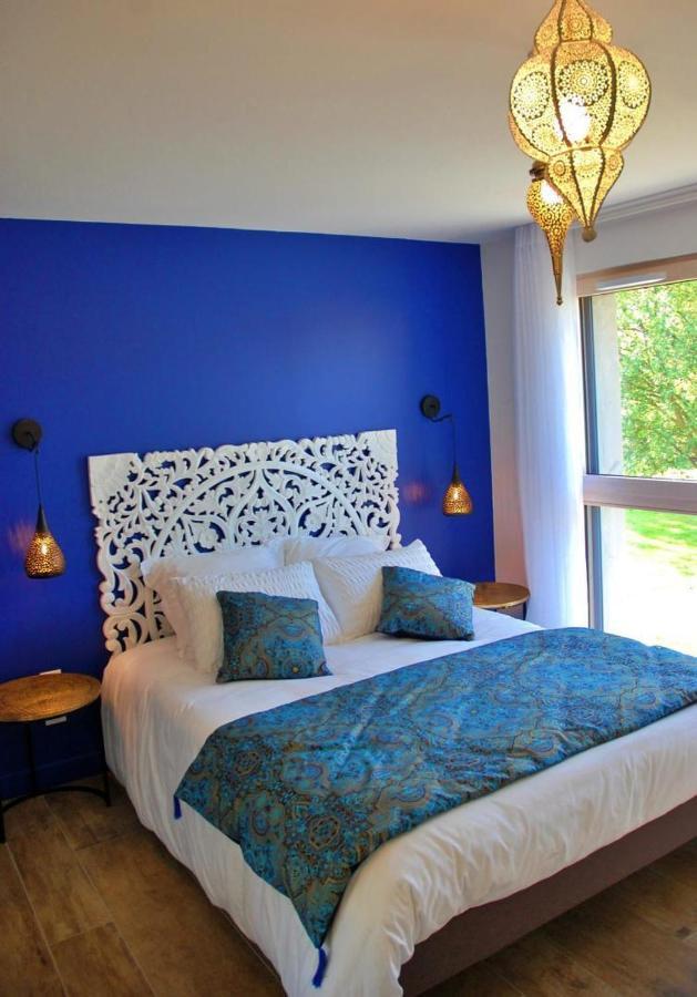 Bed and Breakfast La Cle Des Chaumes Boisset-les-Montrond Екстер'єр фото