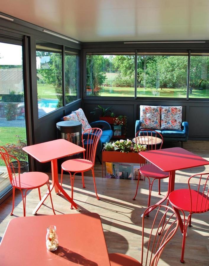 Bed and Breakfast La Cle Des Chaumes Boisset-les-Montrond Екстер'єр фото