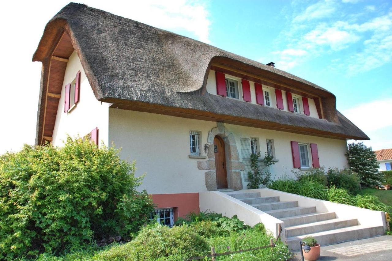 Bed and Breakfast La Cle Des Chaumes Boisset-les-Montrond Екстер'єр фото